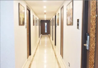Бангалор: SS Lumina Hotel