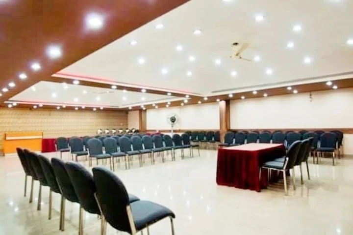 Лакхнау: DIDI Hotel Alambagh