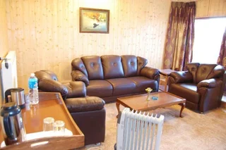Гульмарг: Hotel Nedous