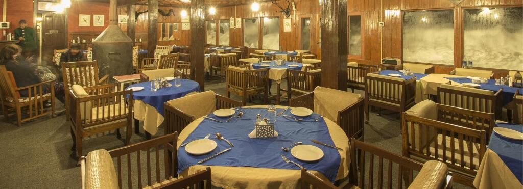 Гульмарг: Hotel Nedous