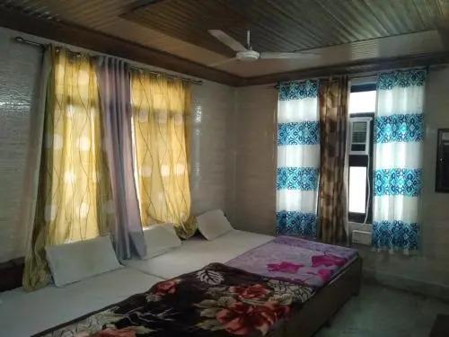 Вриндаван: MVT Guest House