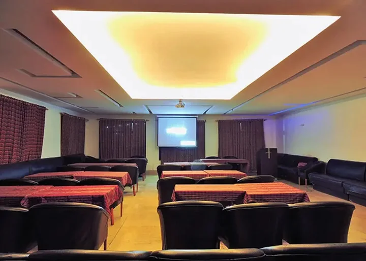 Наинитал: Hotel Travellers Paradise Naukuchiatal