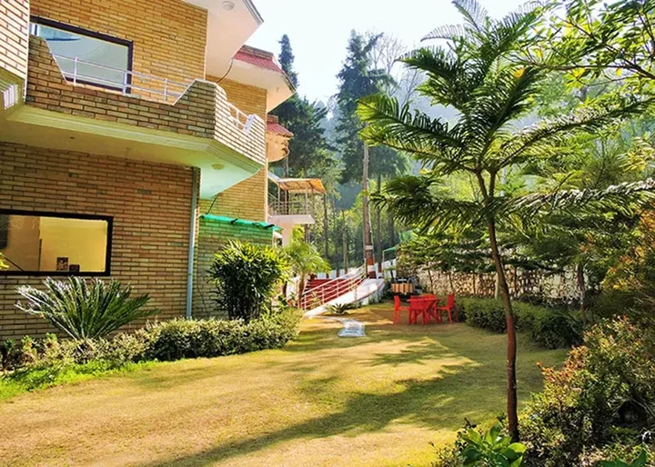 Наинитал: Hotel Travellers Paradise Naukuchiatal