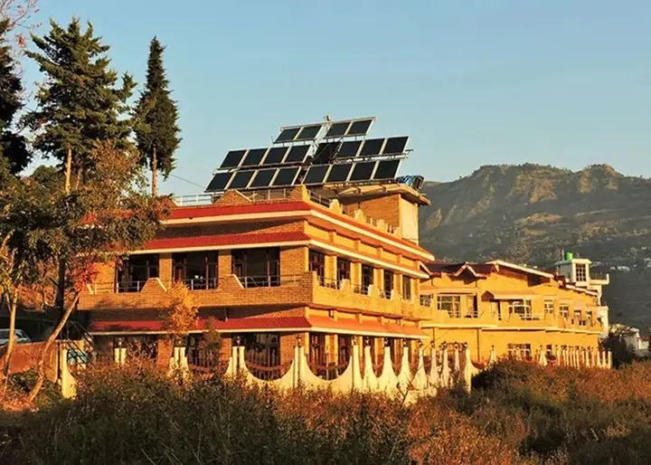 Наинитал: Hotel Travellers Paradise Naukuchiatal