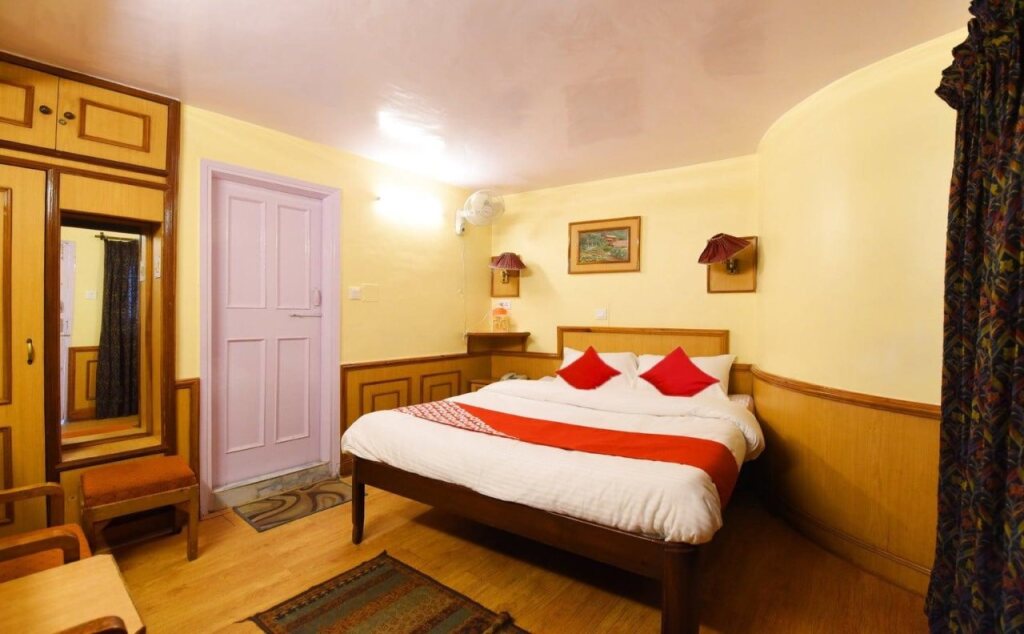 Шимла: Hotel Samrat Regency