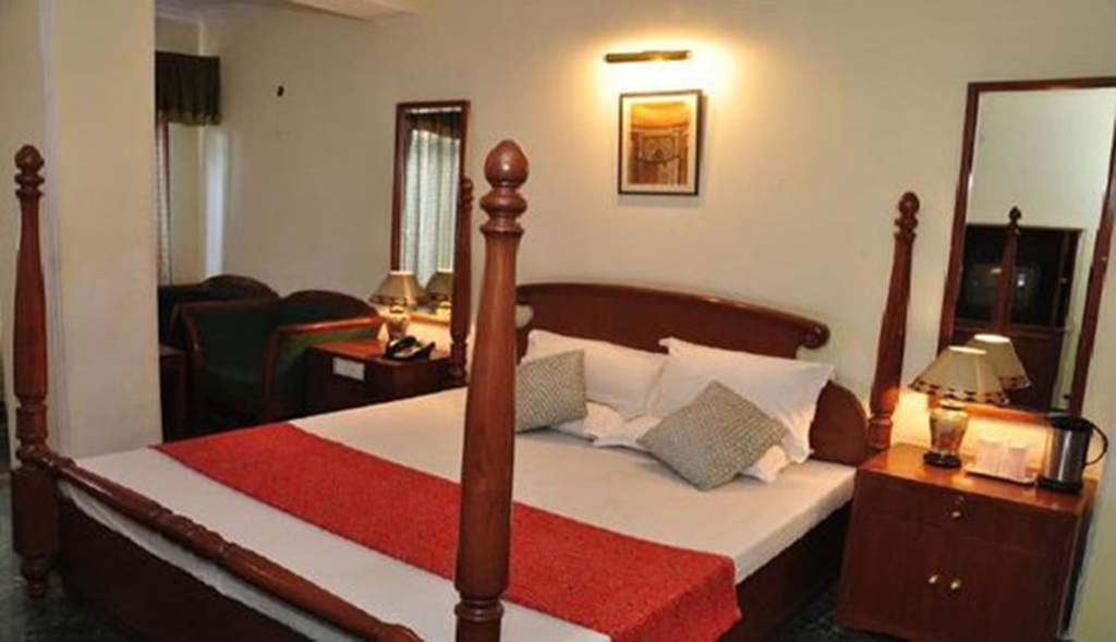 Шимла: Hotel Moon International