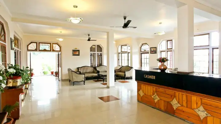 Раникхет: Krishna Mountview Resort