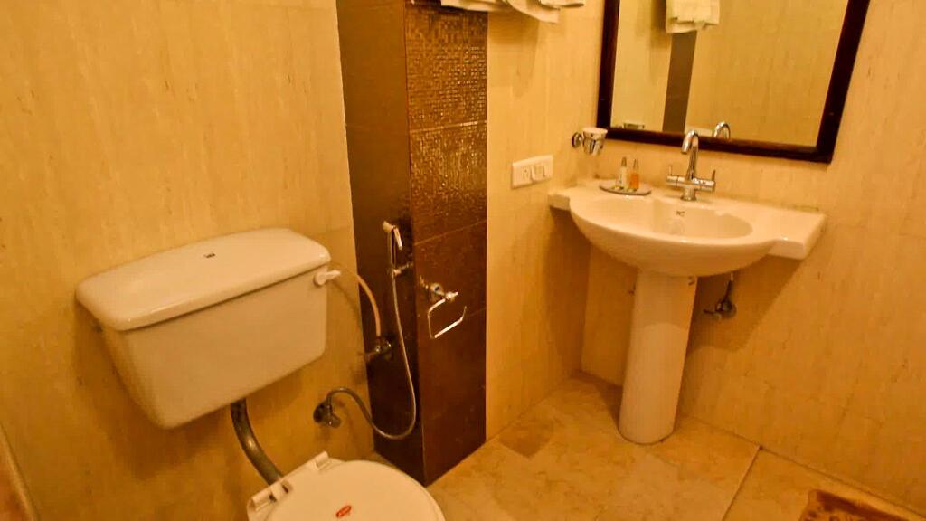 Раникхет: Krishna Mountview Resort