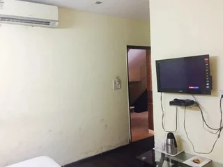 Нью-Дели: Hotel Splash