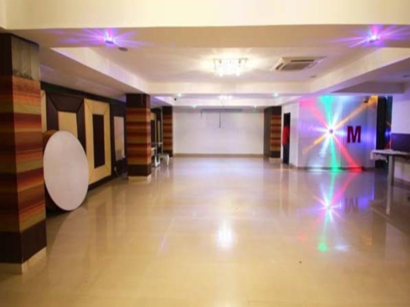 Хидерабад: Hotel M Gachibowli by OYO Rooms