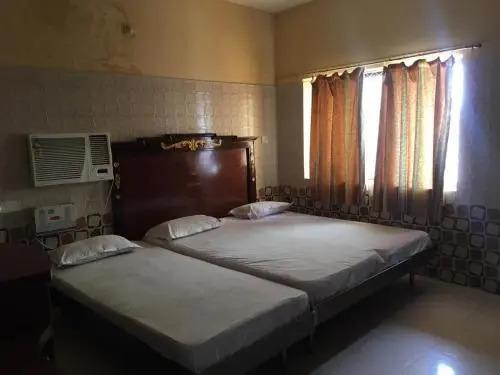 Пури: Hotel  Maa Kamakhya