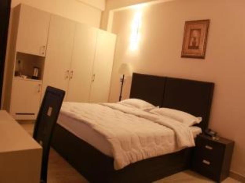 Гуруграм: The 111 Guest House