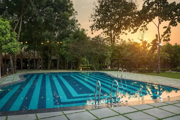 Наинитал: Corbett Machaan Resort