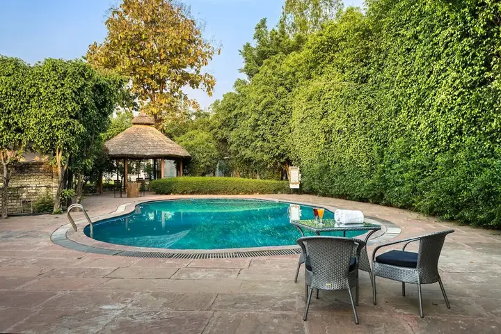 Наинитал: Corbett Machaan Resort