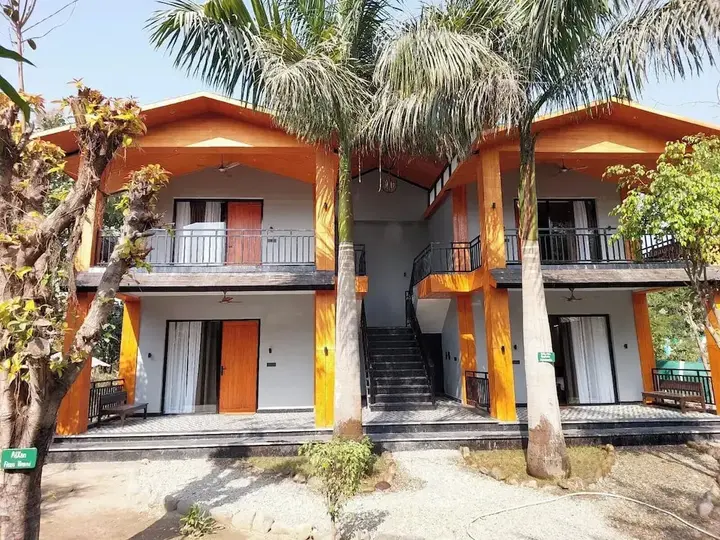 Наинитал: Corbett Machaan Resort