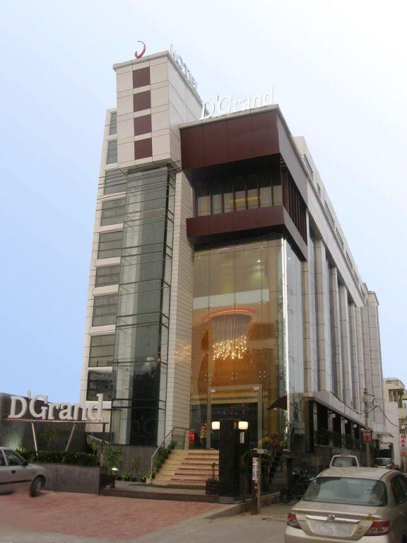 Барейлли: East Lite Hotel