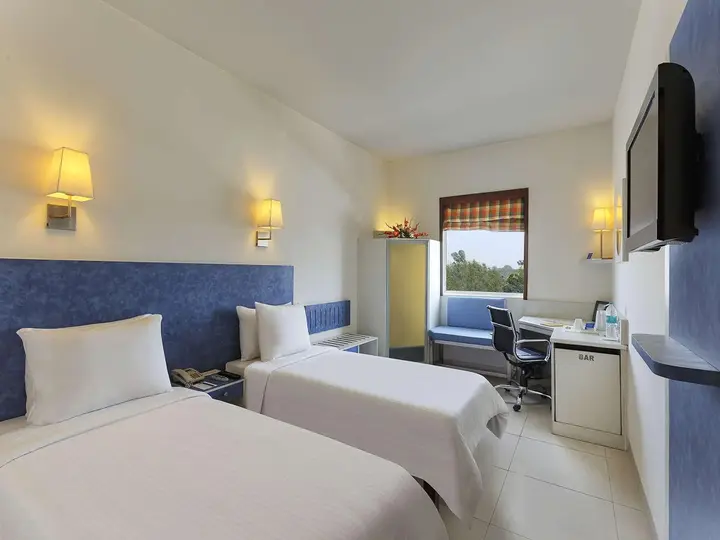 Моханд: Hometel Roorkee