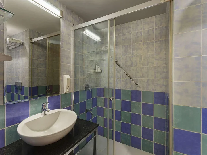 Моханд: Hometel Roorkee