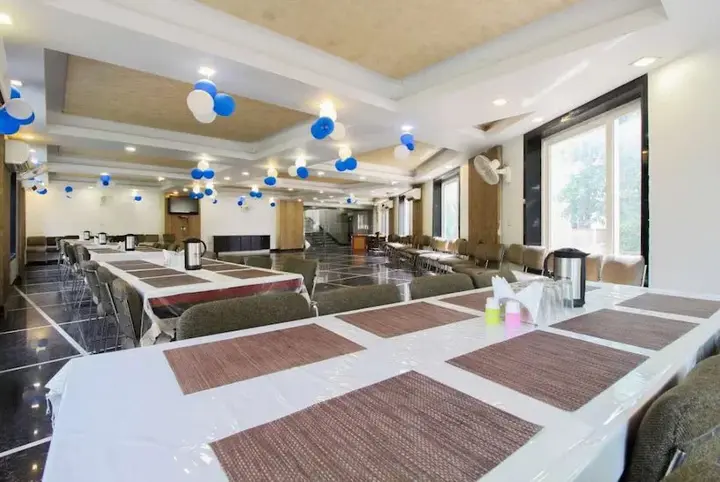 Агра: Hotel Eminent