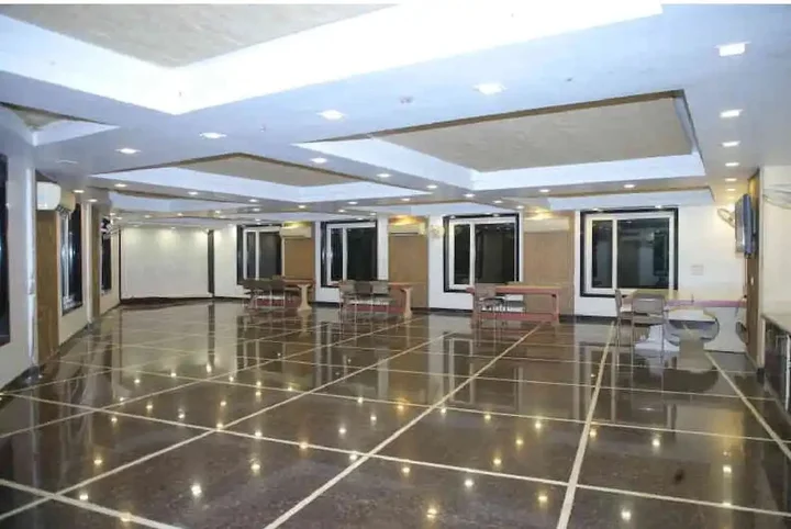 Агра: Hotel Eminent