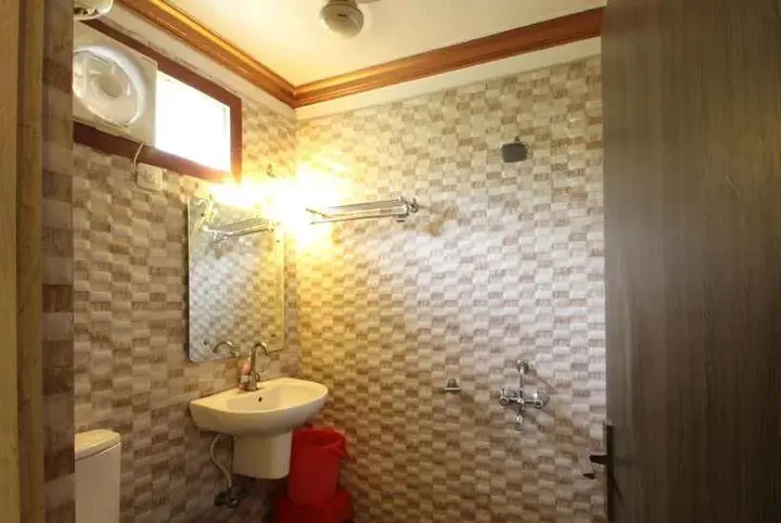 Агра: Hotel Eminent