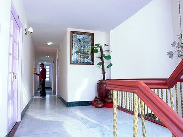 Чамба: Hotel Himgiri