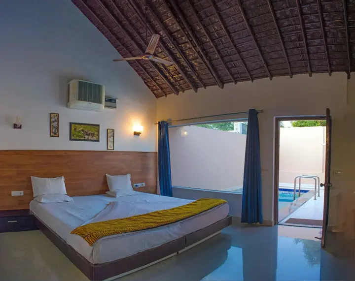 Наинитал: Corbett Fun Resort