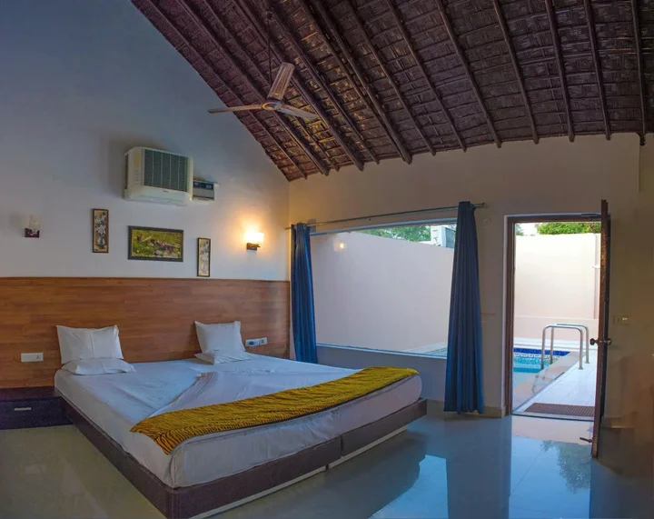 Наинитал: Corbett Fun Resort
