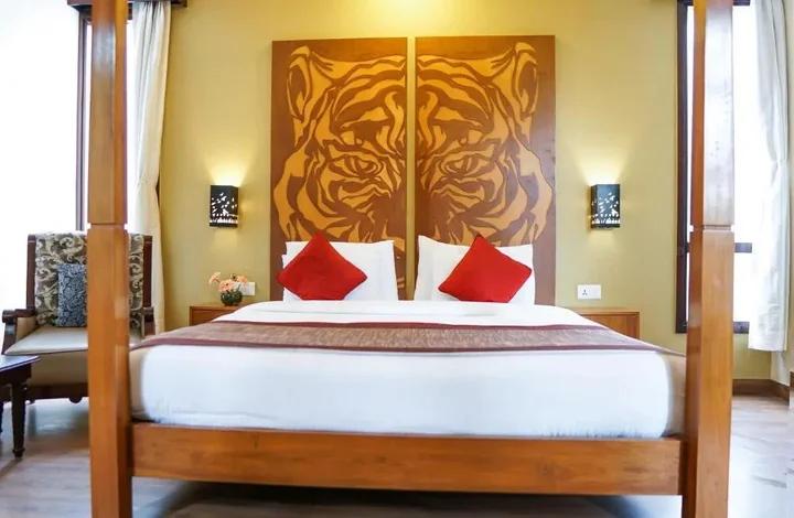 Наинитал: The Golden Tusk Resort