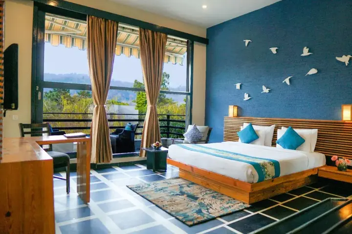 Наинитал: The Golden Tusk Resort
