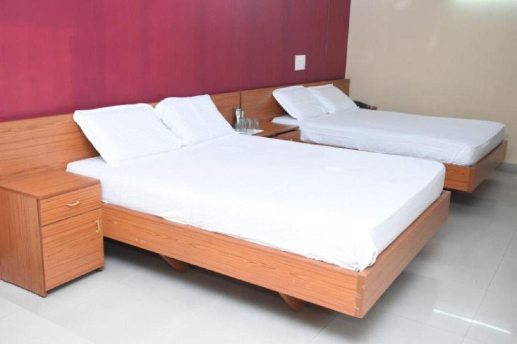 Hotel Surya Residency Majestic — фото 4
