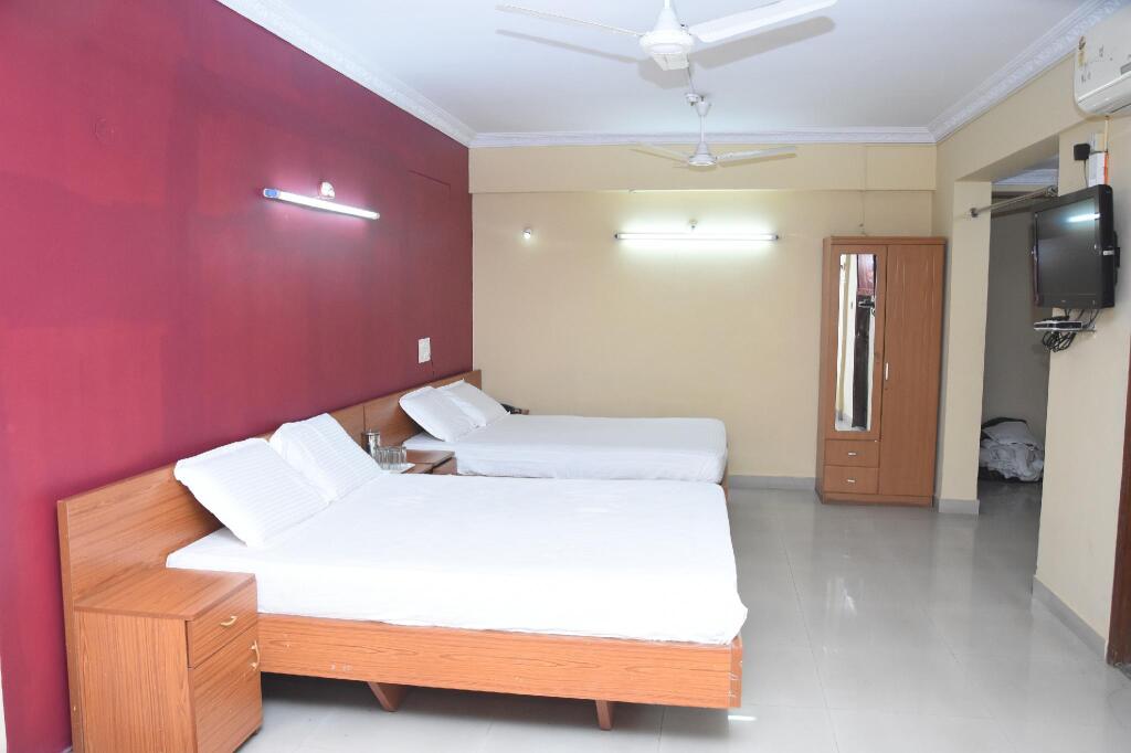 Бангалор: Hotel Surya Residency Majestic