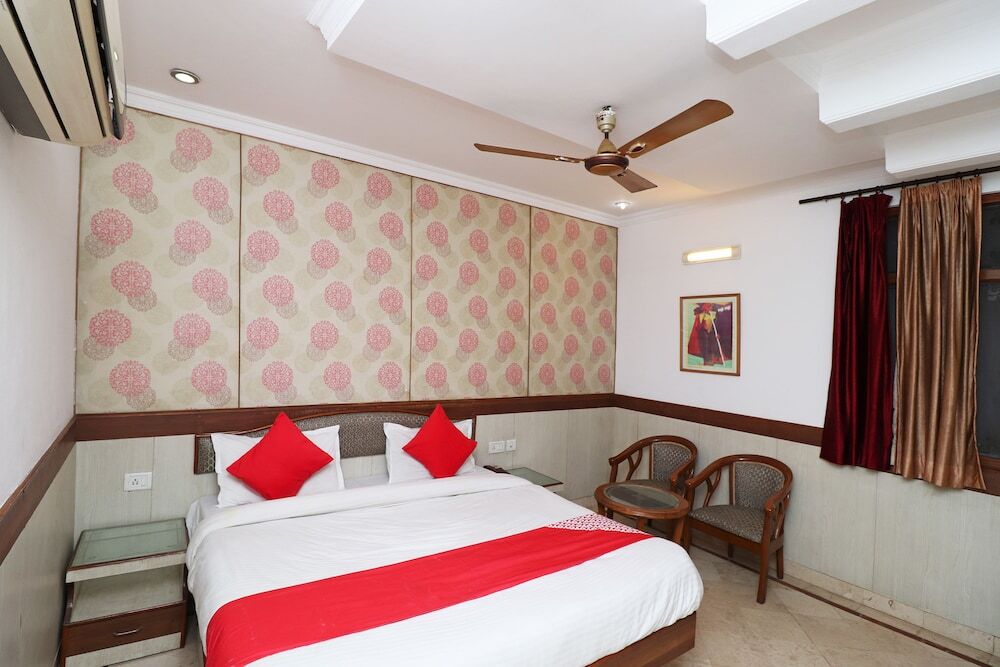 Ховрах: OYO 27878 Highway Inn International