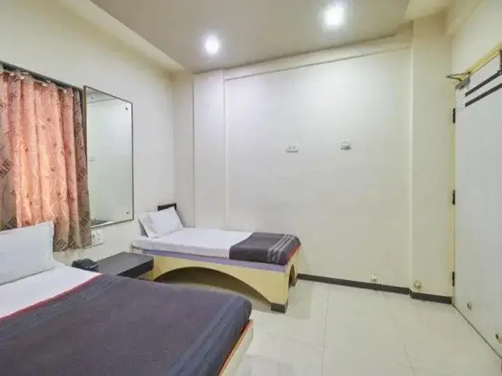 Ширди: Namrata Residence