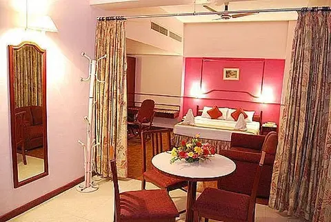Соманур: Hotel Sathyam Grand Coimbatore