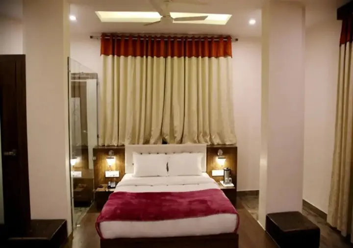 Кота: Hotel Khatana Palace