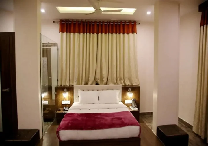 Кота: Hotel Khatana Palace