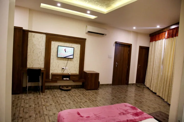 Кота: Hotel Khatana Palace