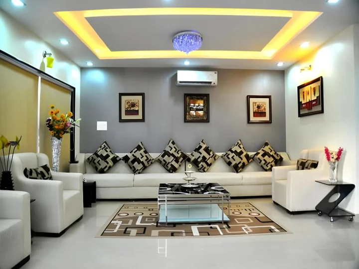 Бхопал: The Bhopal Grande Apartment