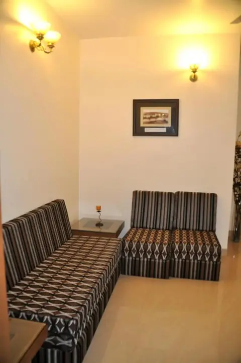 Бхопал: The Bhopal Grande Apartment
