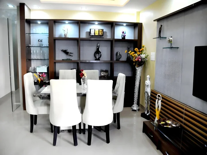 Бхопал: The Bhopal Grande Apartment