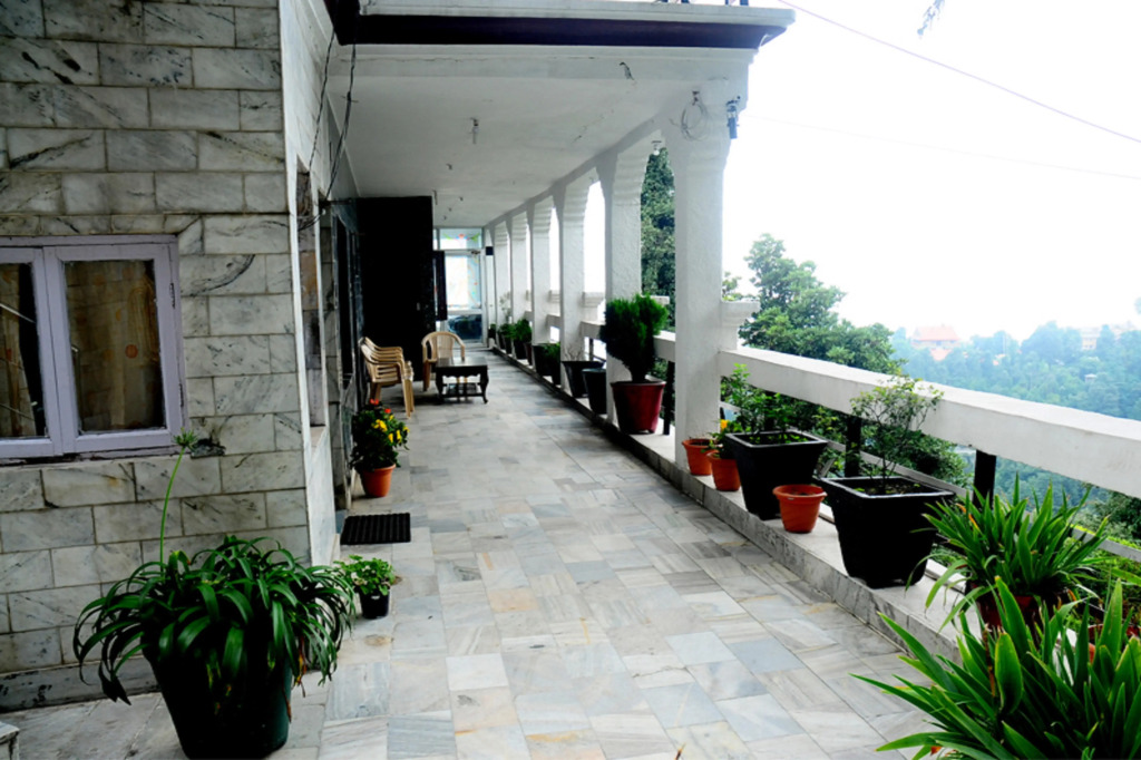 Чамба: Dalhousie Palace