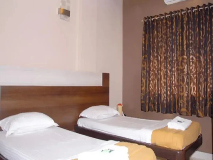 Пуна: Sai Heritage