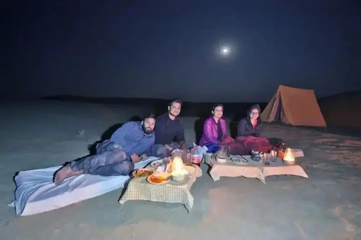 Каной: The Chirag Desert Camp Sam Sand Dunes