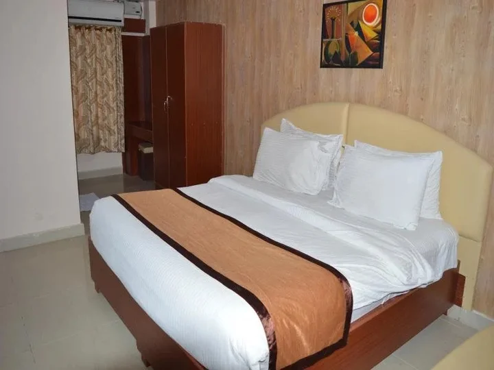 Тирупати: Kandy PLR Hotels