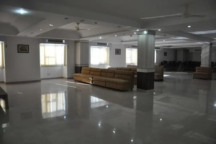 Газиабад: Hotel Krishna Sagar NH24