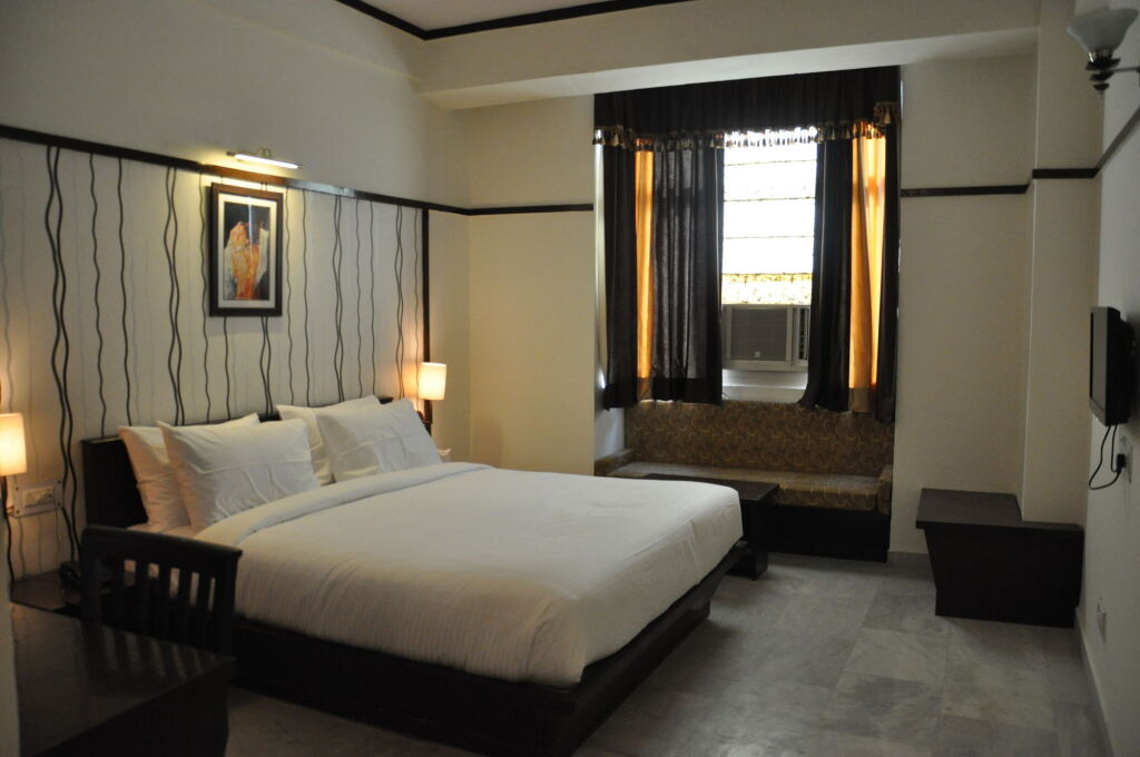Газиабад: Hotel Krishna Sagar NH24