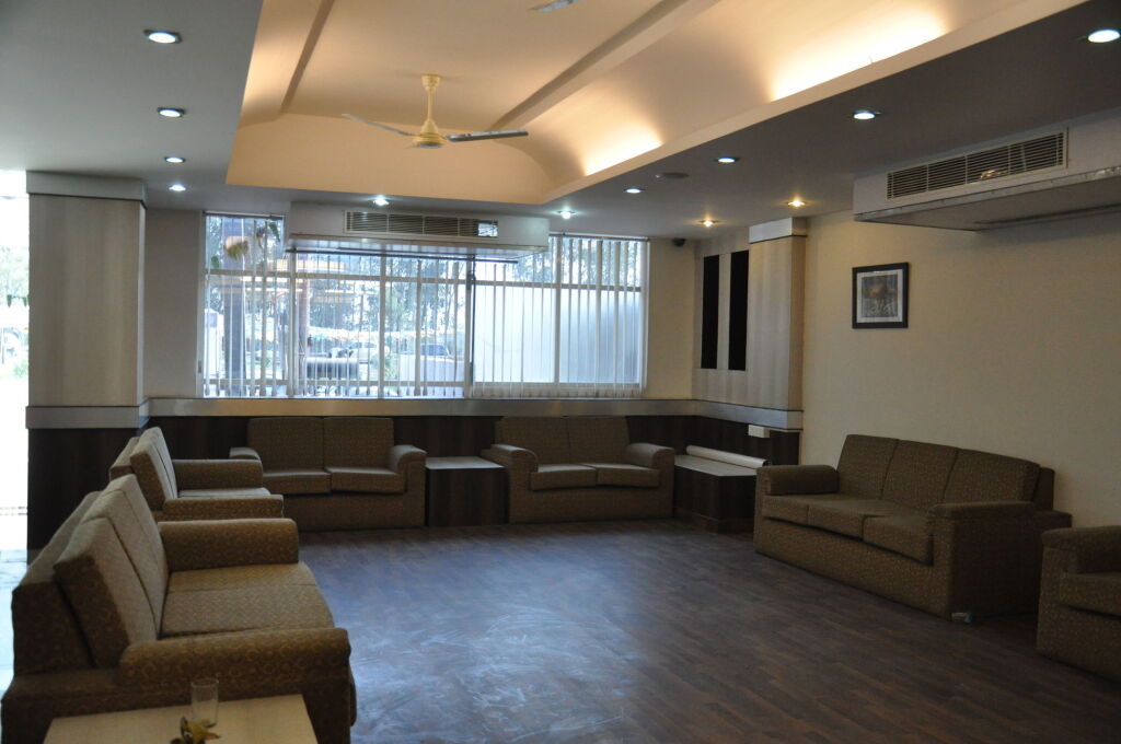 Газиабад: Hotel Krishna Sagar NH24