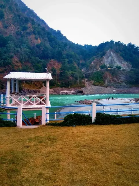 Чамба: VNA Rafting Camp