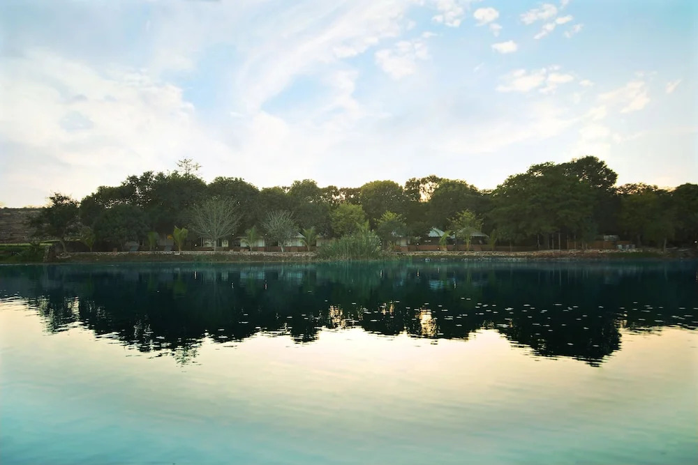 Читторгарх: Pangarh Lake Retreat